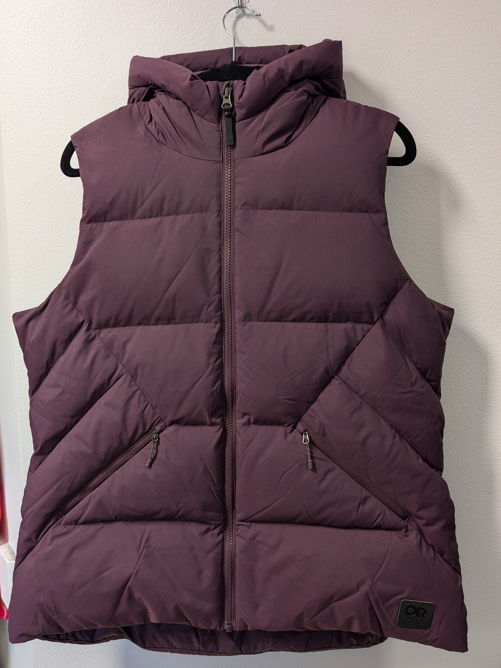 NWOT Outdoor Research Women's Down Hooded Vest - Amethyst